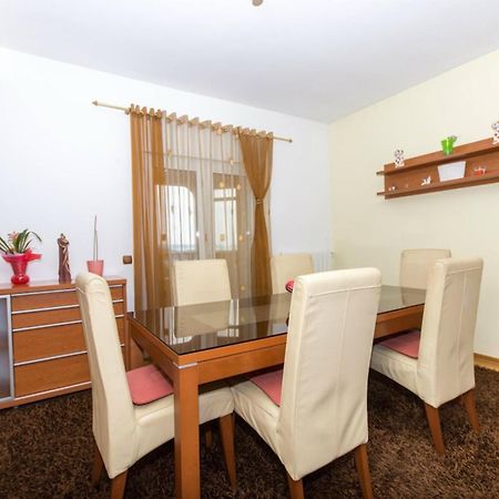 Apartments Meri Сегет-Враница Экстерьер фото
