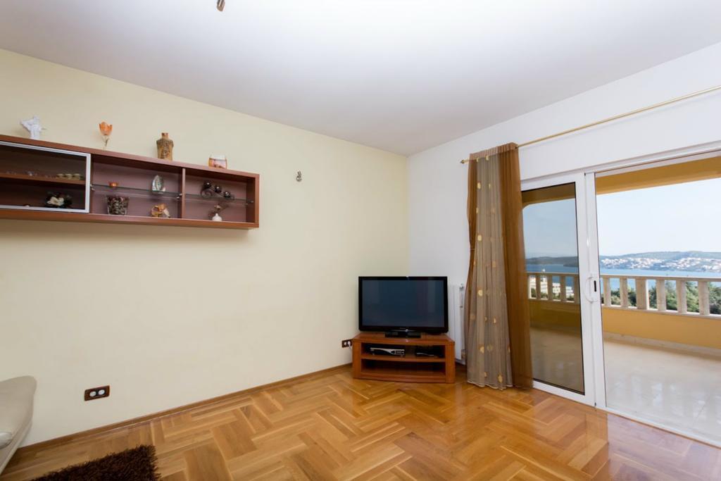 Apartments Meri Сегет-Враница Экстерьер фото