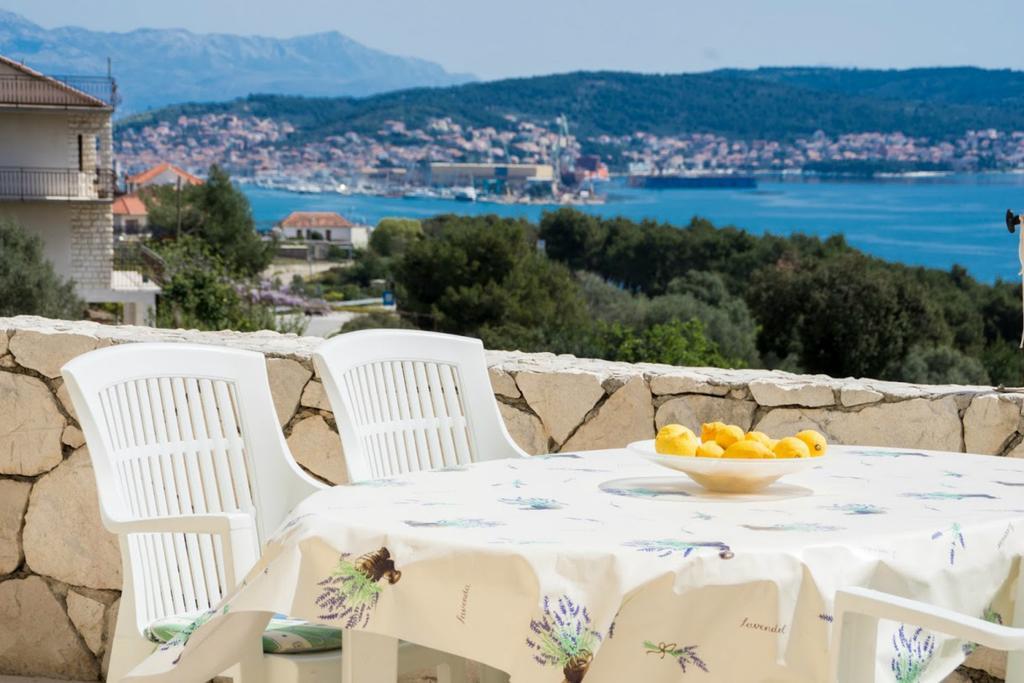 Apartments Meri Сегет-Враница Экстерьер фото