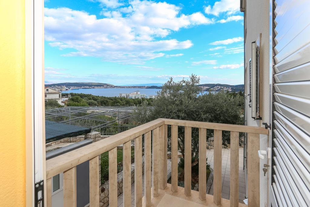 Apartments Meri Сегет-Враница Экстерьер фото
